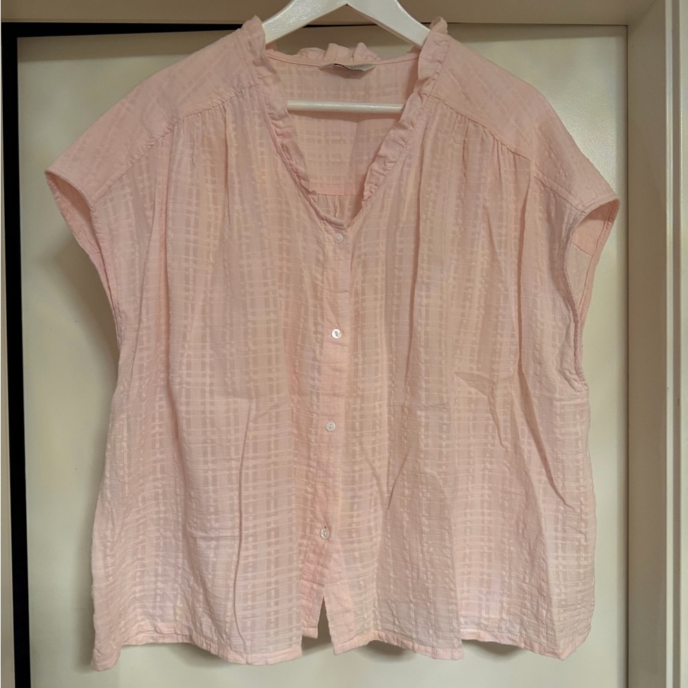 Light Pink Textured Cap-Sleeve Button Front Women's Top